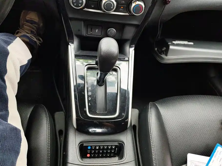 Nissan Sylphy 2021 — фото 16