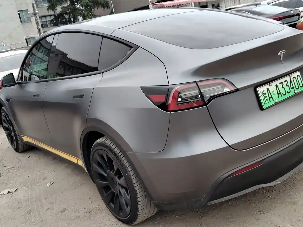 Tesla Model Y 2022 — фото 8