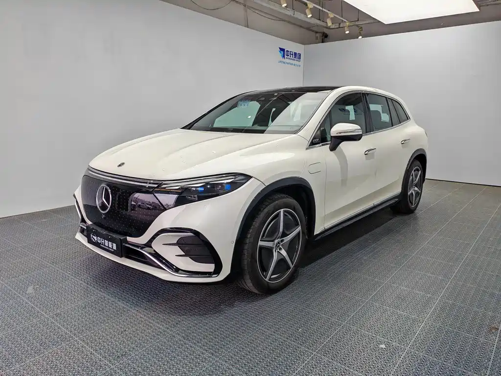 Mercedes-Benz EQS SUV 2025