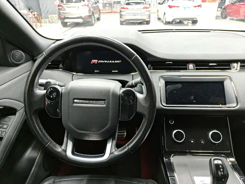 Land Rover Evoque 2020 — фото 14