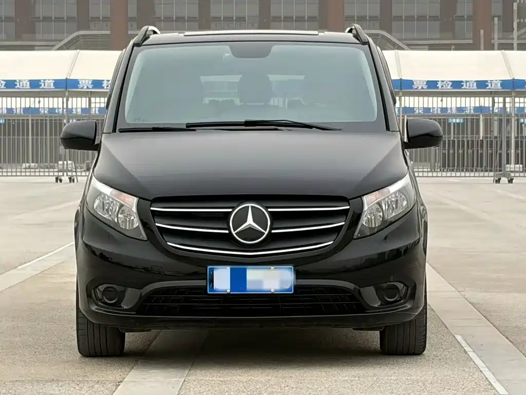 Mercedes-Benz Vito 2022 — фото 2