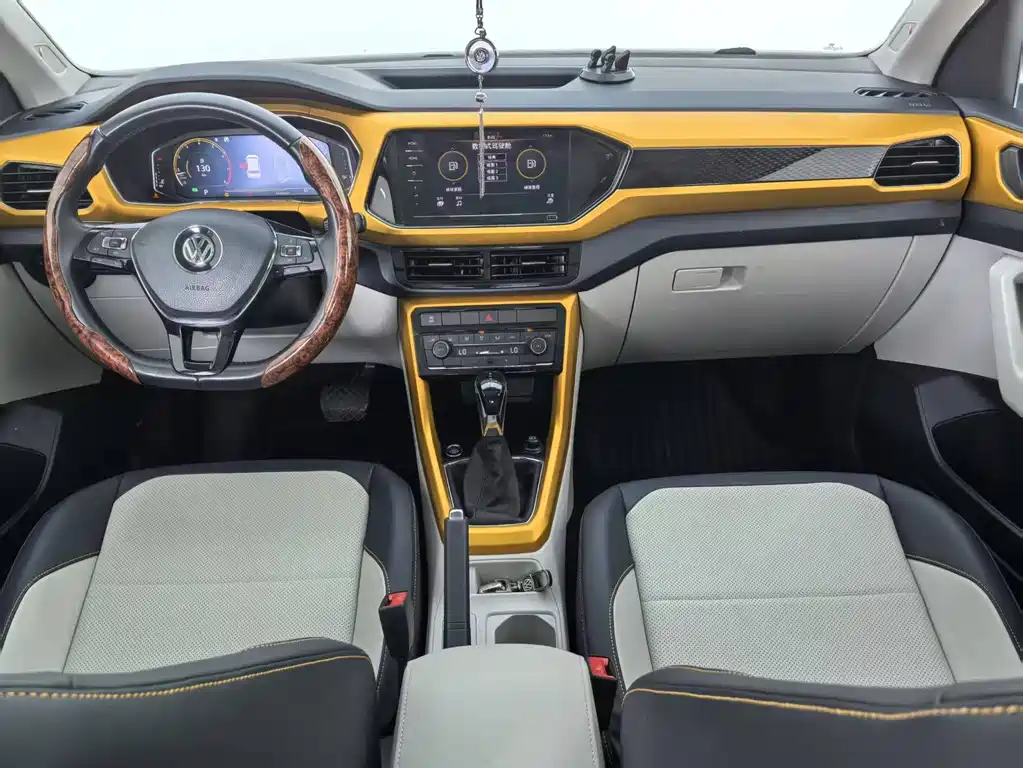 Volkswagen T-Cross 2020
