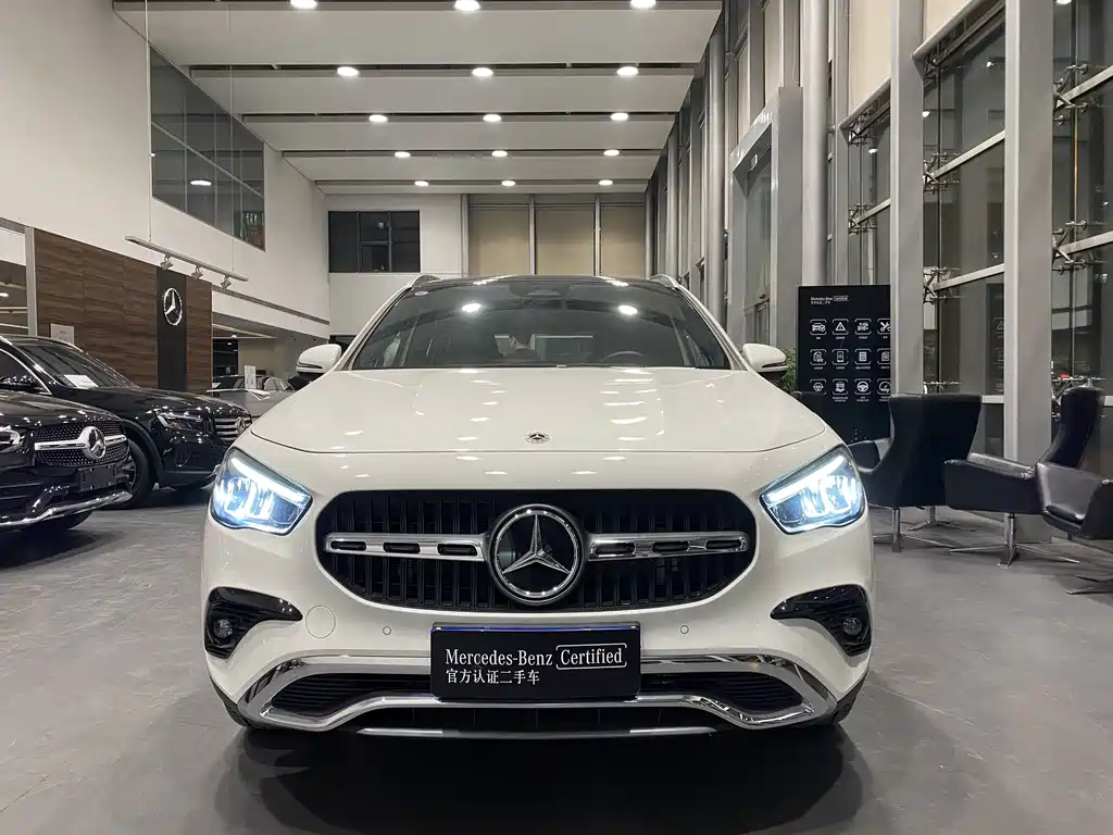 Mercedes-Benz GLA 2024 — фото 2