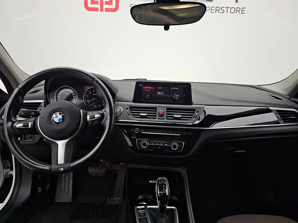 BMW 1 Series 2020 — фото 13