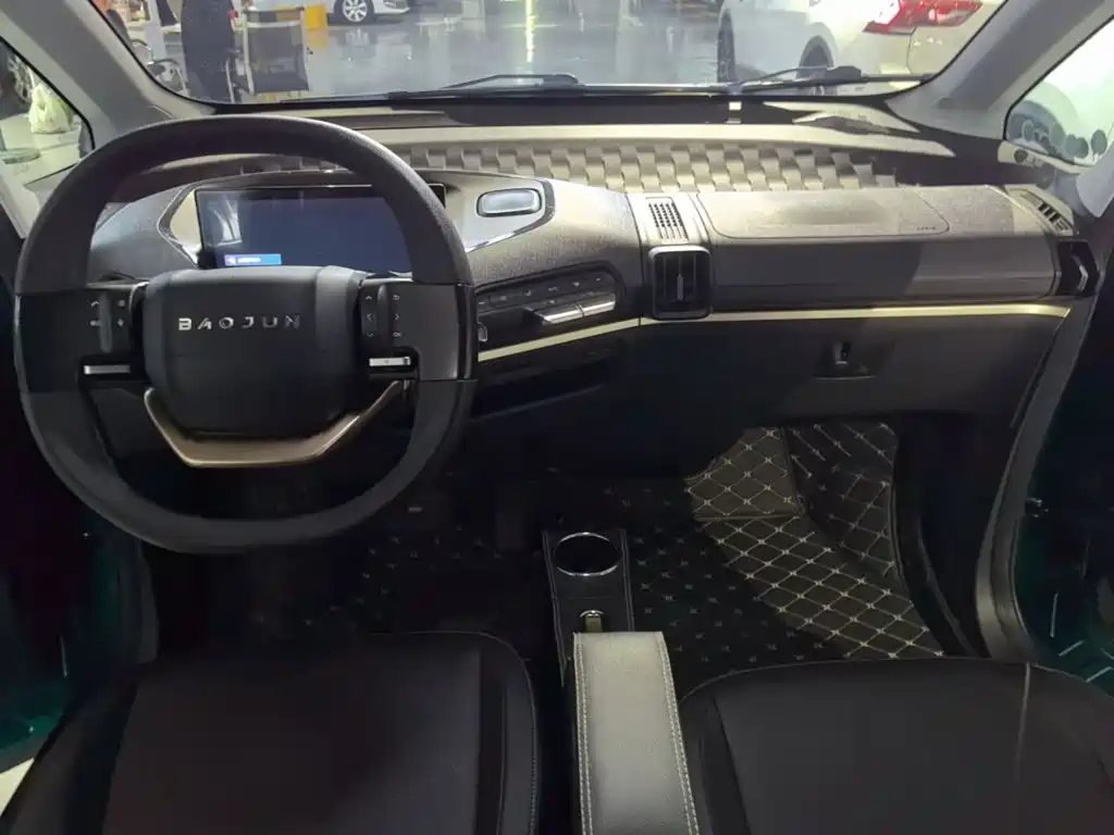 Baojun KiWi EV 2022 — фото 10