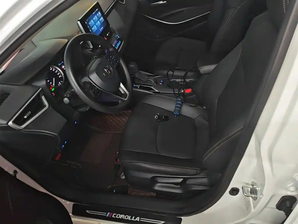 Toyota Corolla 2022 — фото 15