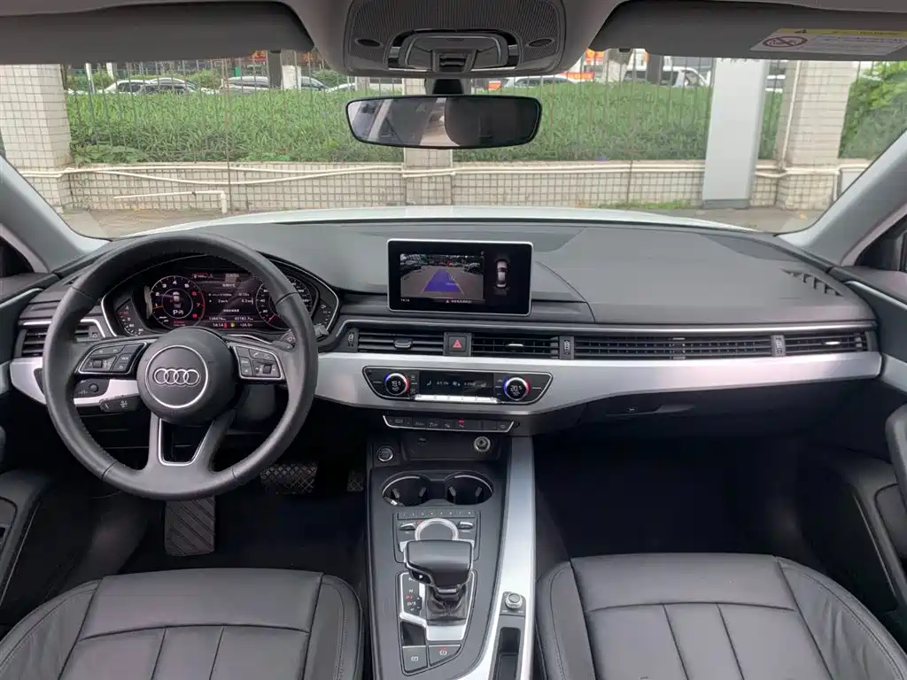 Audi A4L 2020 — фото 10