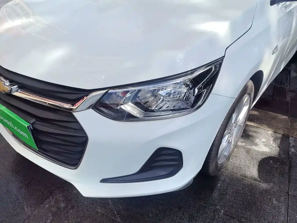 Chevrolet Cavalier 2020 — фото 24