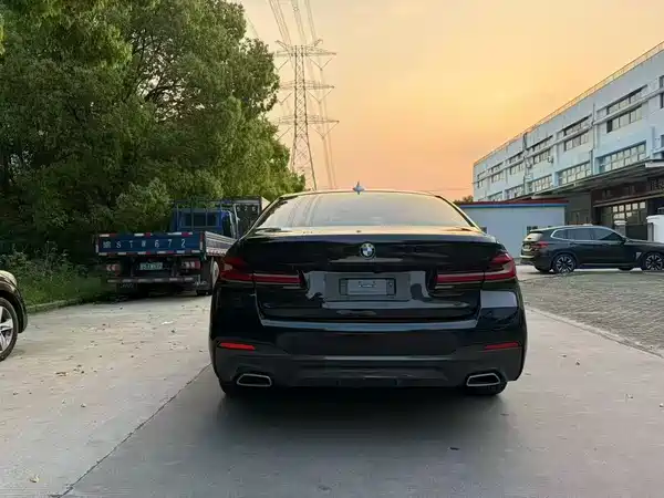 BMW 5 Series 2023
