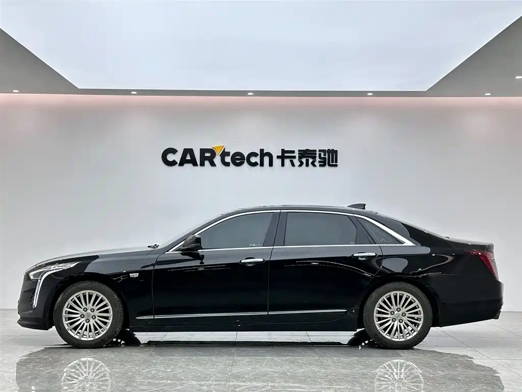 Cadillac CT6 2021 — фото 2