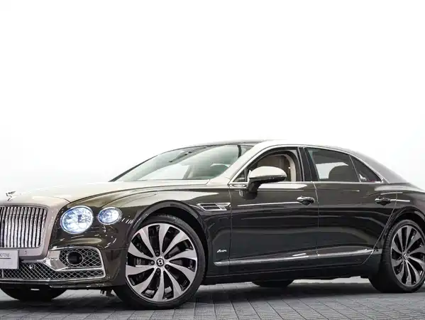 Bentley Flying Spur 2024
