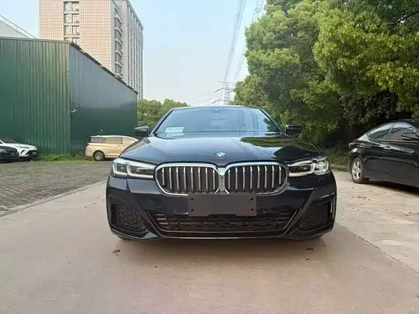 BMW 5 Series 2023