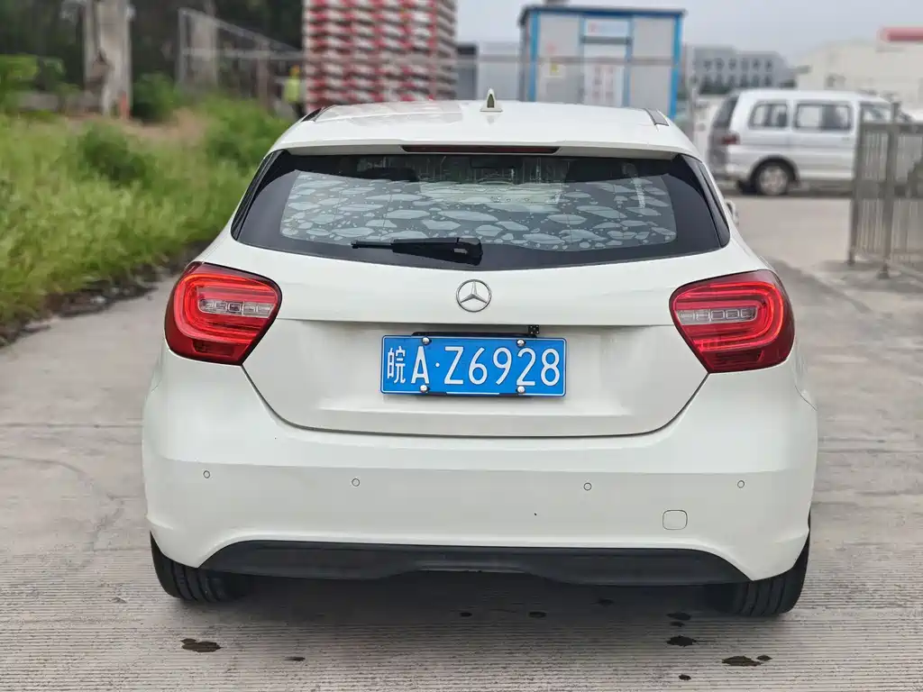 Mercedes-Benz A-Class 2015 — фото 5
