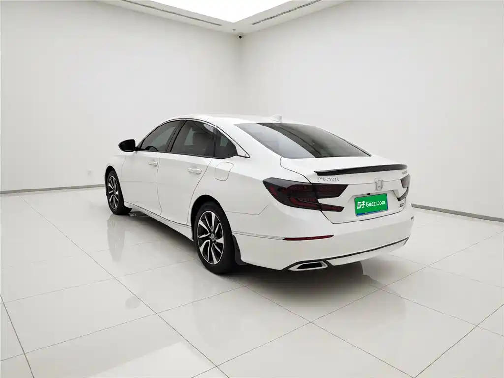 Honda Accord 2020 — фото 5