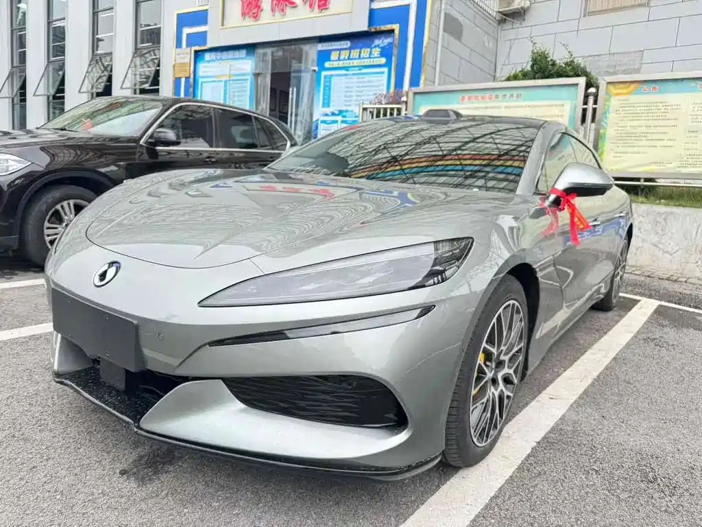 Denza Z9GT 2026