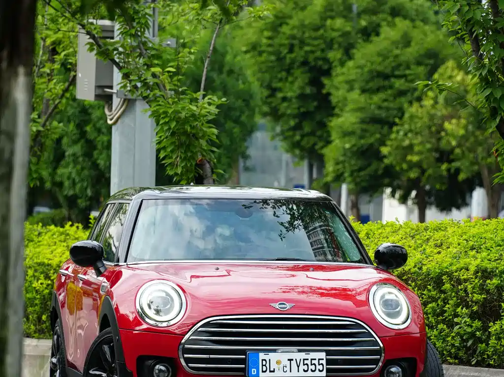 MINI Clubman 2020 — фото 4