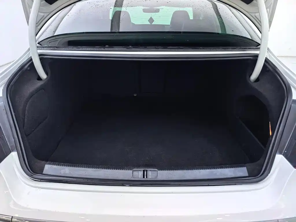Volkswagen CC 2018 — фото 23