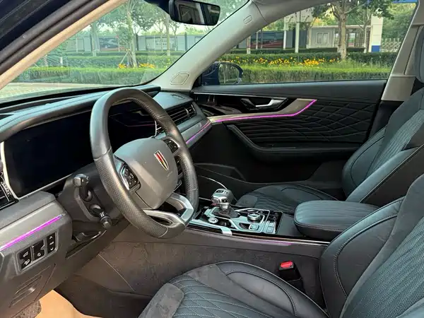 Hongqi HS5 2022