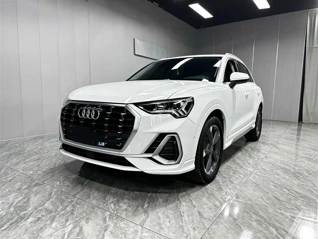 Audi Q3 2022