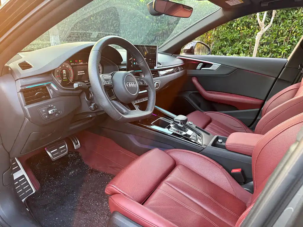 Audi A4L 2024