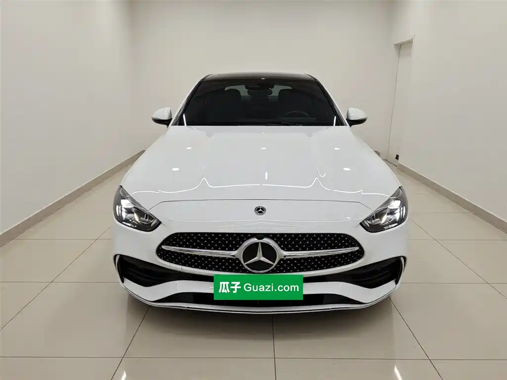 Mercedes-Benz C-Class 2023 — фото 3