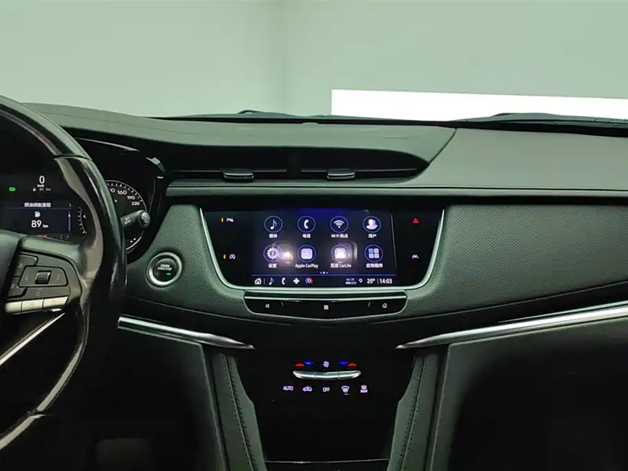 Cadillac XT6 2020 — фото 13