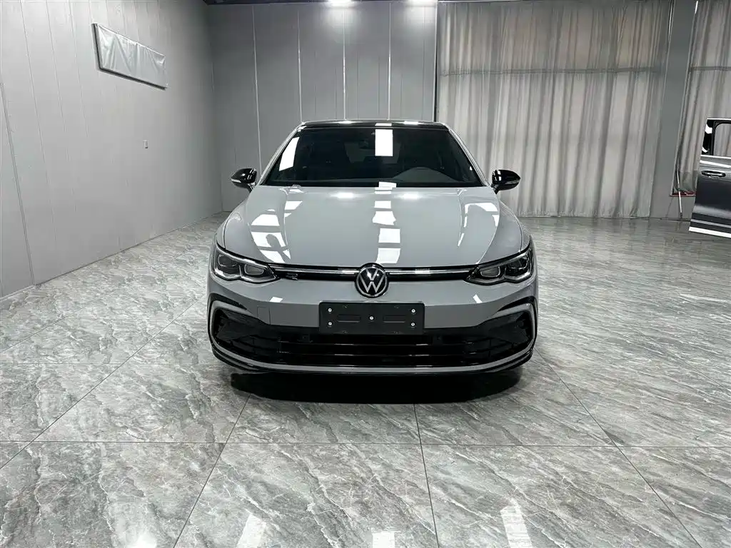 Volkswagen Golf 2022