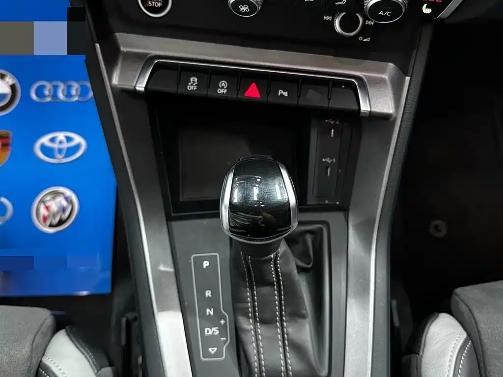 Audi Q3 2022 — фото 15