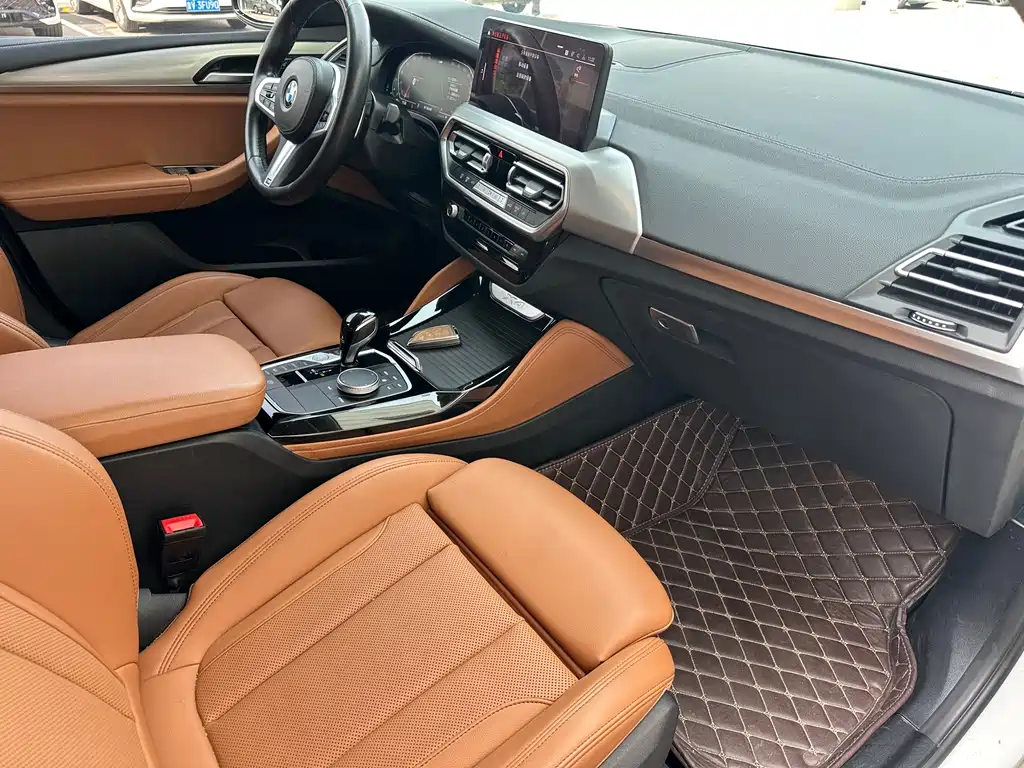BMW X4 2023 — фото 9