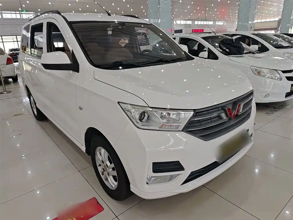 Wuling Hongguang 2021 — фото 4