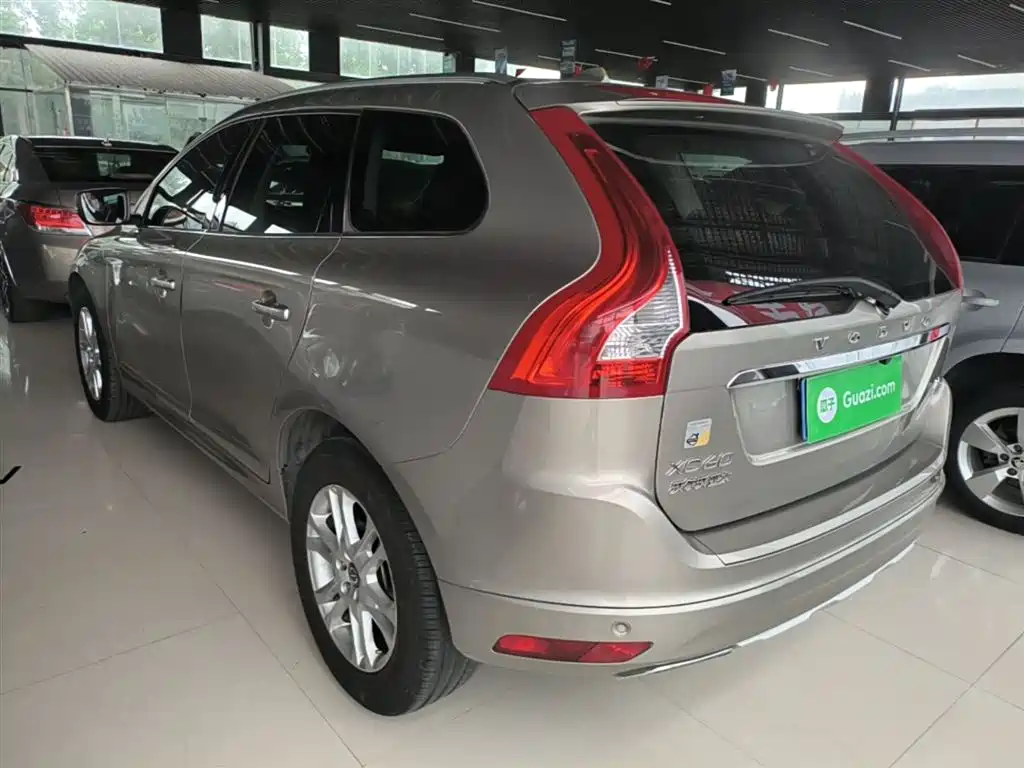 Volvo XC60 2015 — фото 5