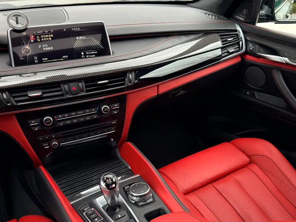 BMW X5 M 2015 — фото 9