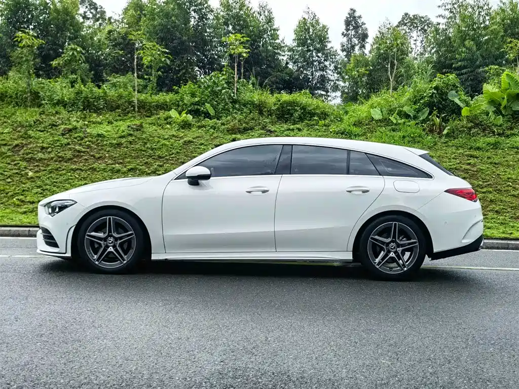Mercedes-Benz CLA 2023 — фото 4