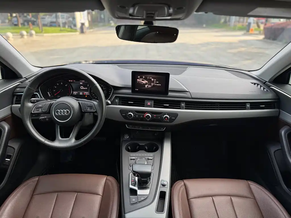 Audi A4L 2019 — фото 12