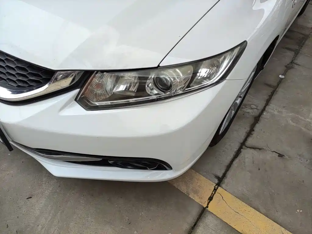 Honda Civic 2015 — фото 24