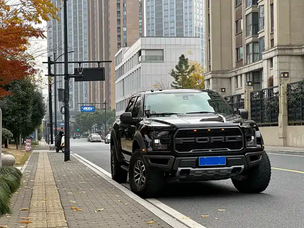 Ford F-150 Raptor 2018