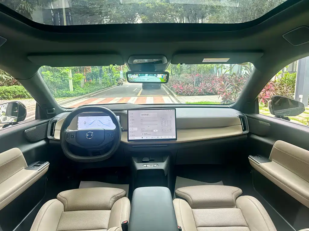 Volvo XC70 PHEV 2025 — фото 16