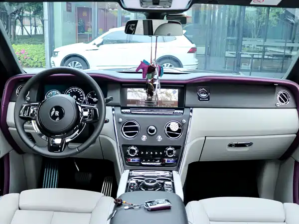 Rolls-Royce Cullinan 2020