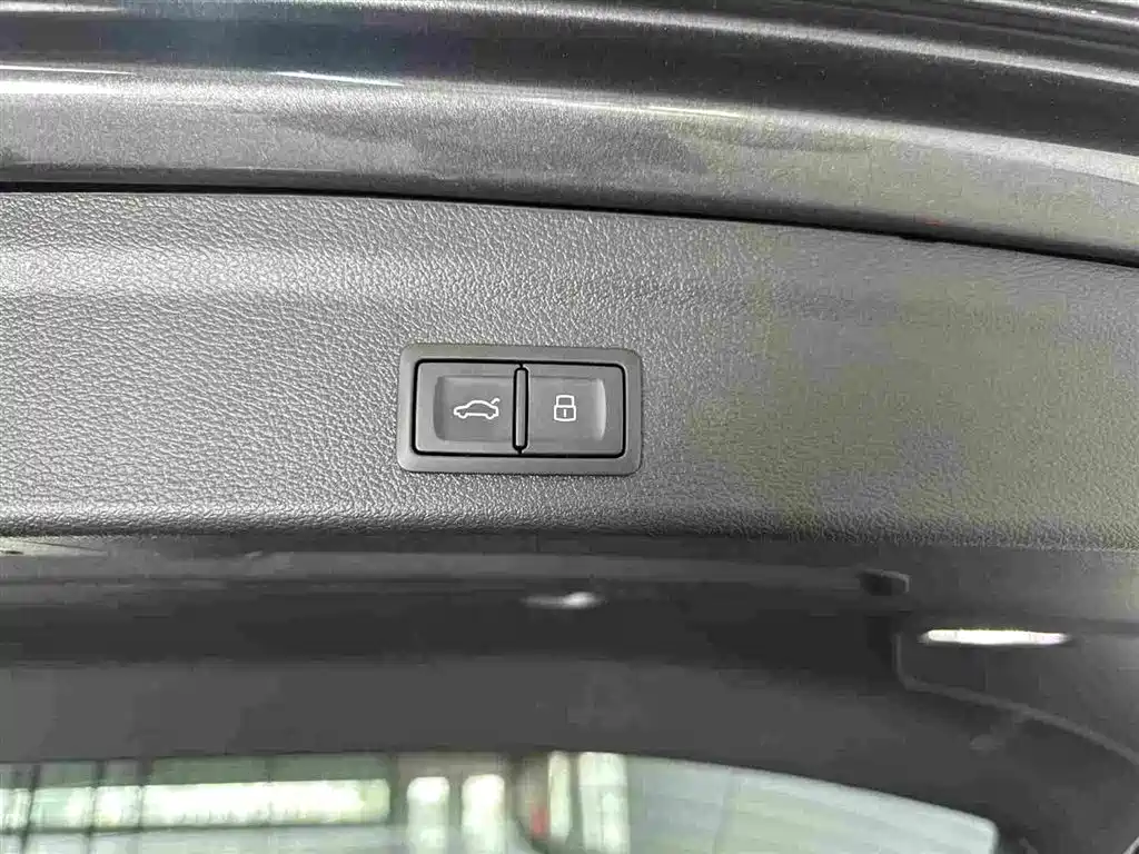 Audi Q3 2022 — фото 17
