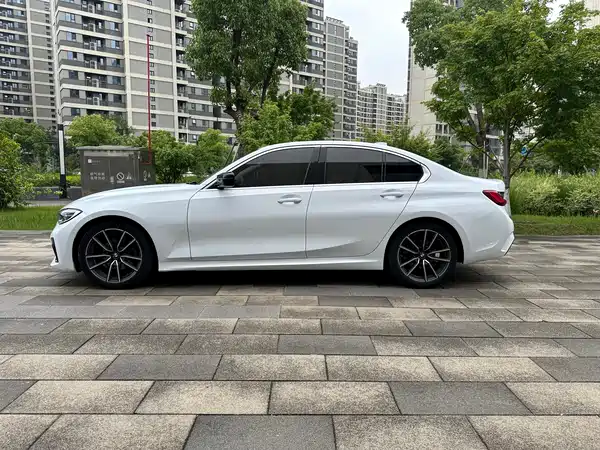 BMW 3 Series 2020