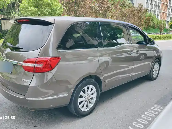 Buick GL8 2017