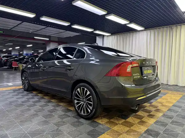 Volvo S60 2018
