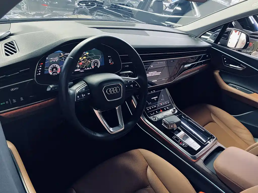 Audi Q7 2021 — фото 12
