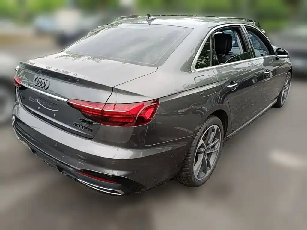 Audi A4L 2025 — фото 12