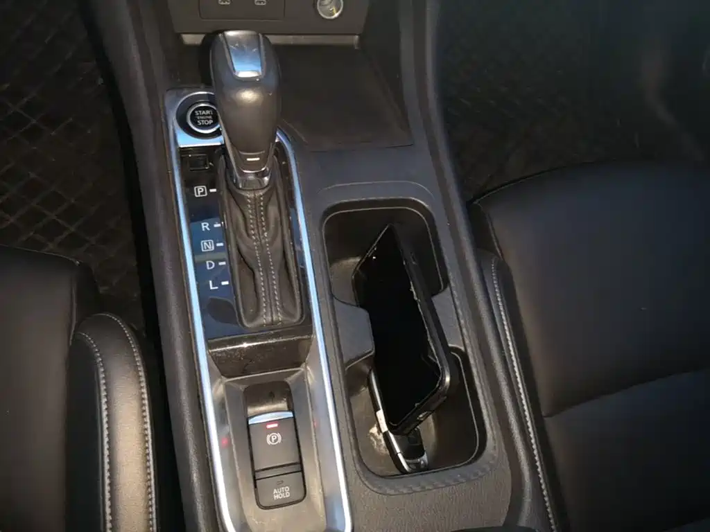 Nissan Sylphy 2023 — фото 14