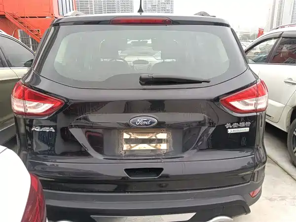Ford Kuga 2015