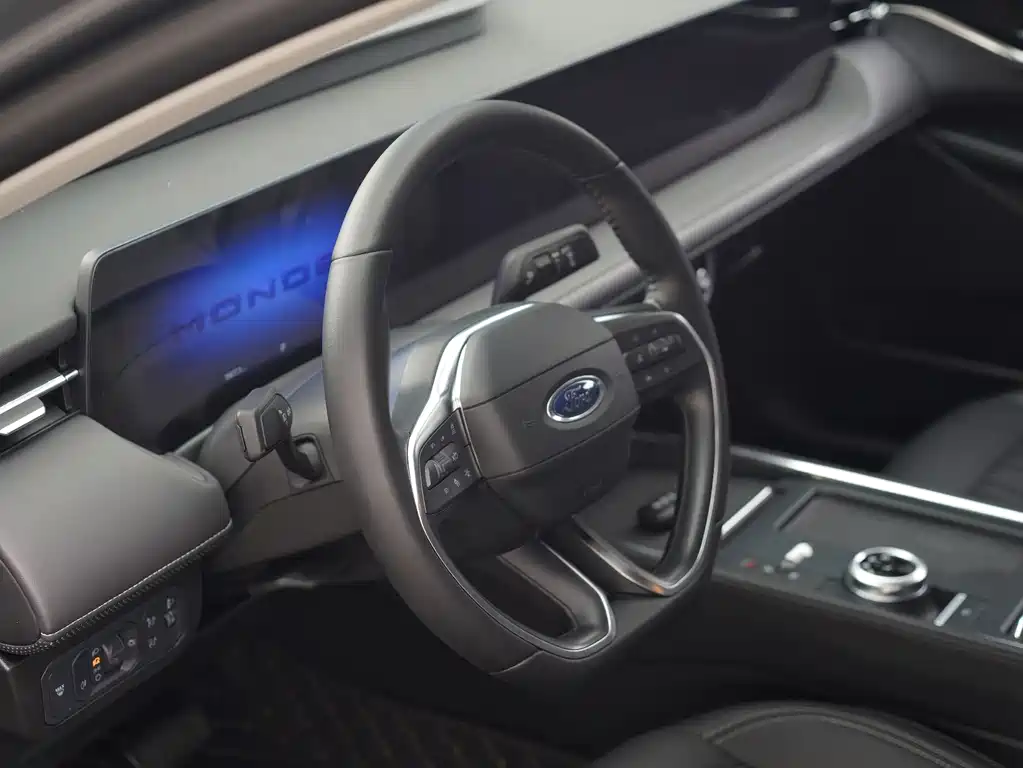 Ford Mondeo 2025 — фото 10