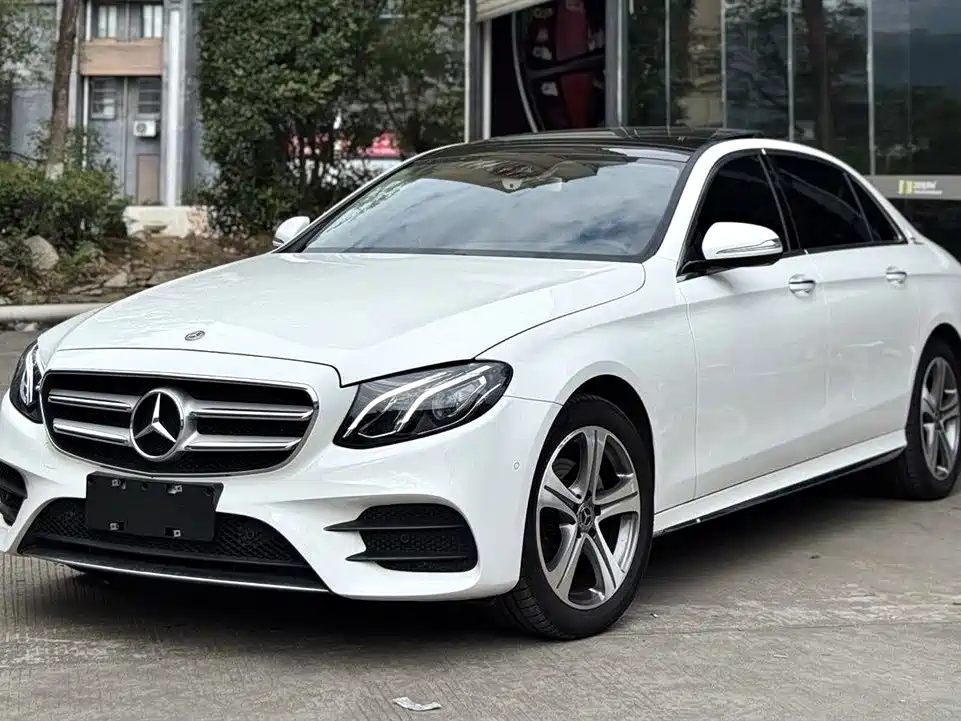 Mercedes-Benz E-Class 2017 — фото 1