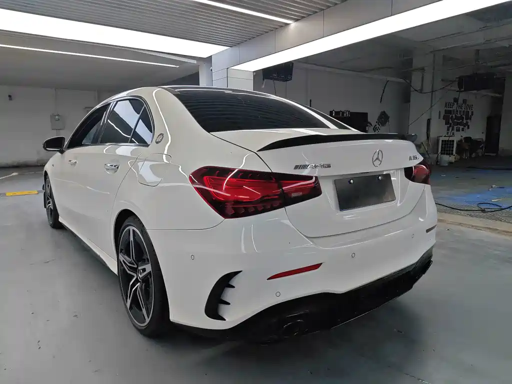 Mercedes-Benz A-Class AMG 2025 — фото 15