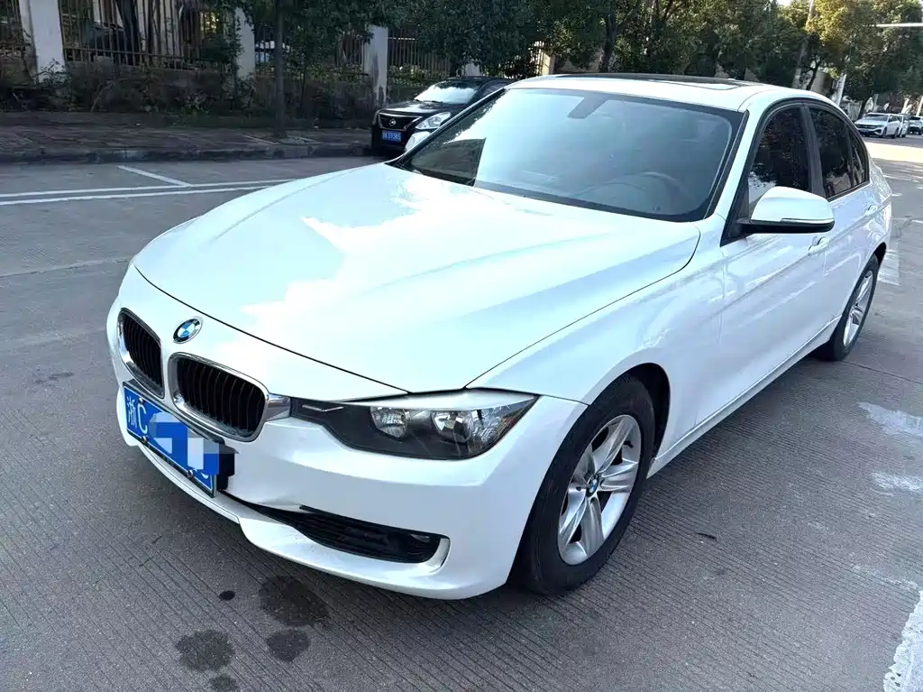 BMW 3 Series 2013 — фото 1